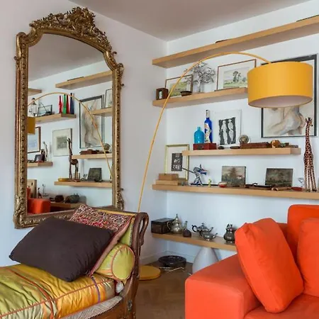 A Colourful Patchwork Daire Paris